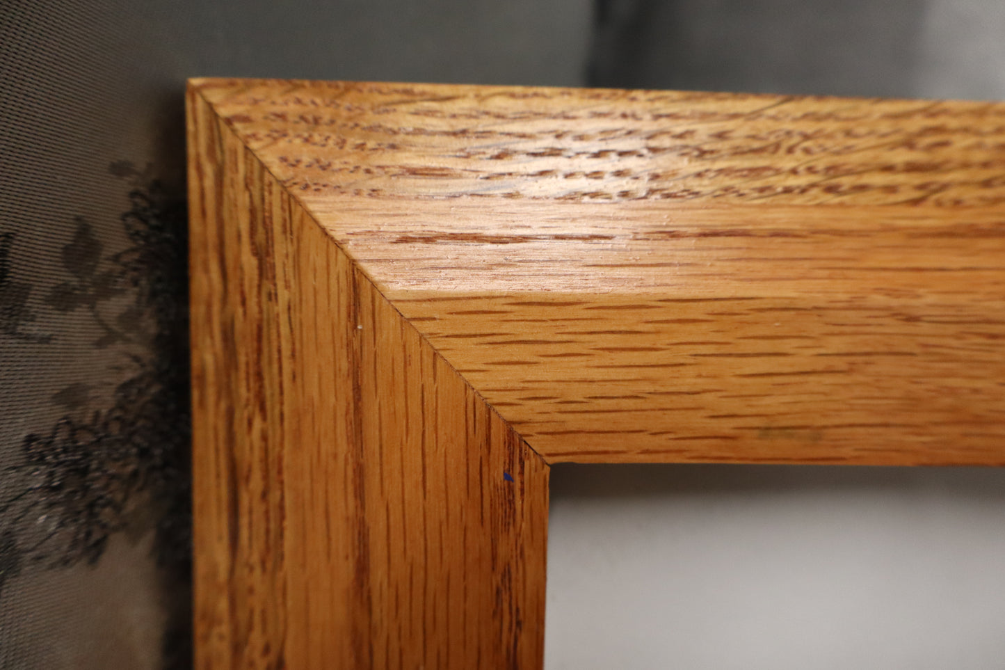 8x10 Red Oak Picture Frame with Red Chestnut Stain (#24)