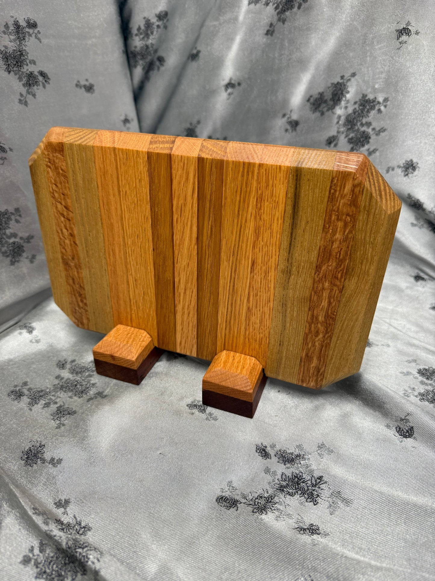 Knife Block #20 - Red Oak and White Oak