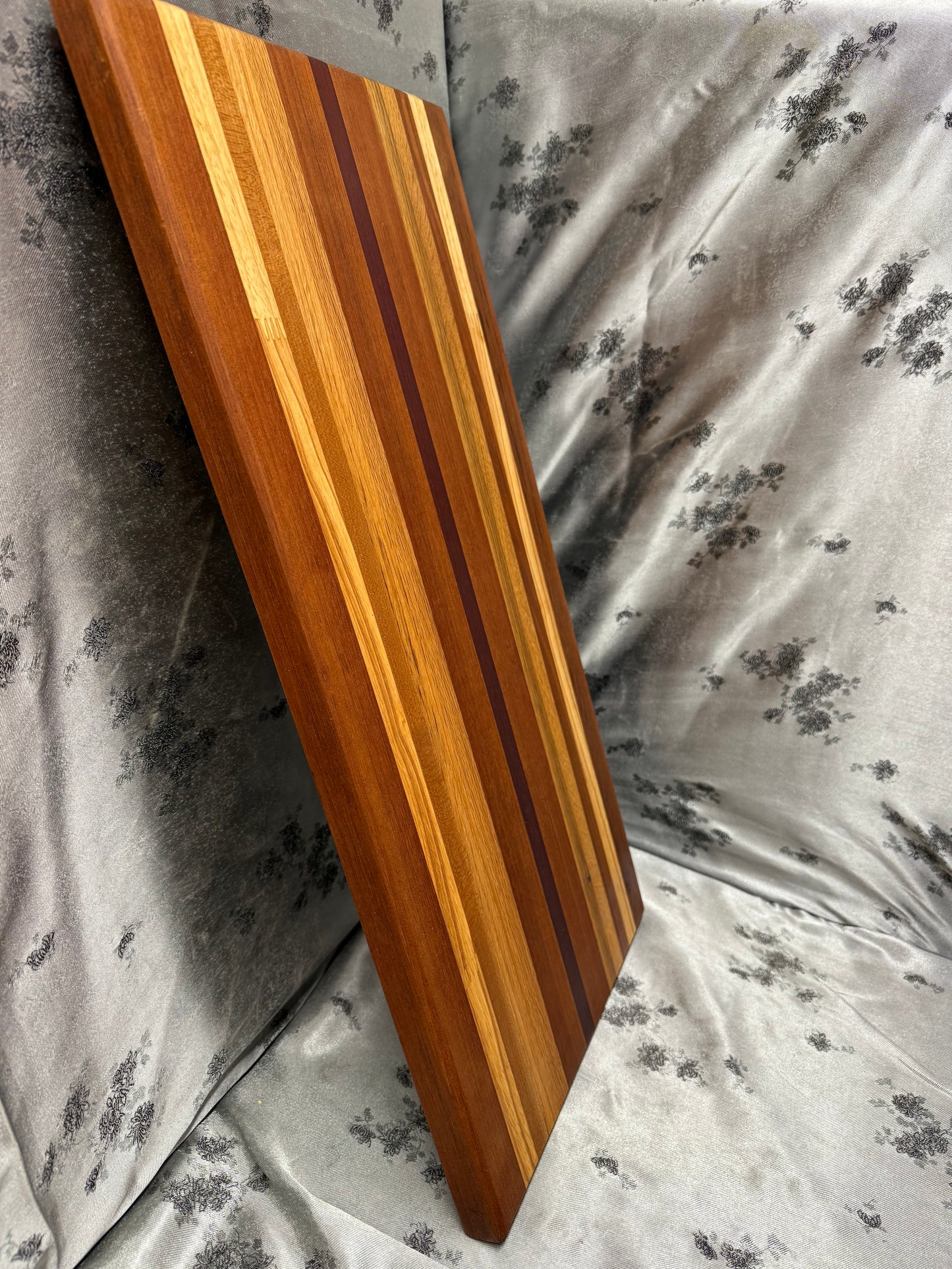 Board #132 - XL size - Red Oak, American Cherry, Indian Mahogany and Red Meranti