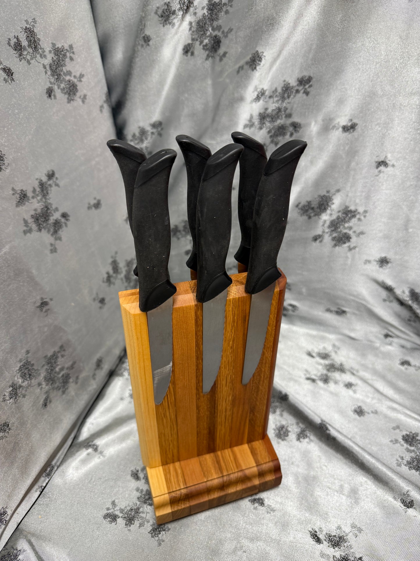 Knife Block #16 - Red Oak, Maple and American Cherry