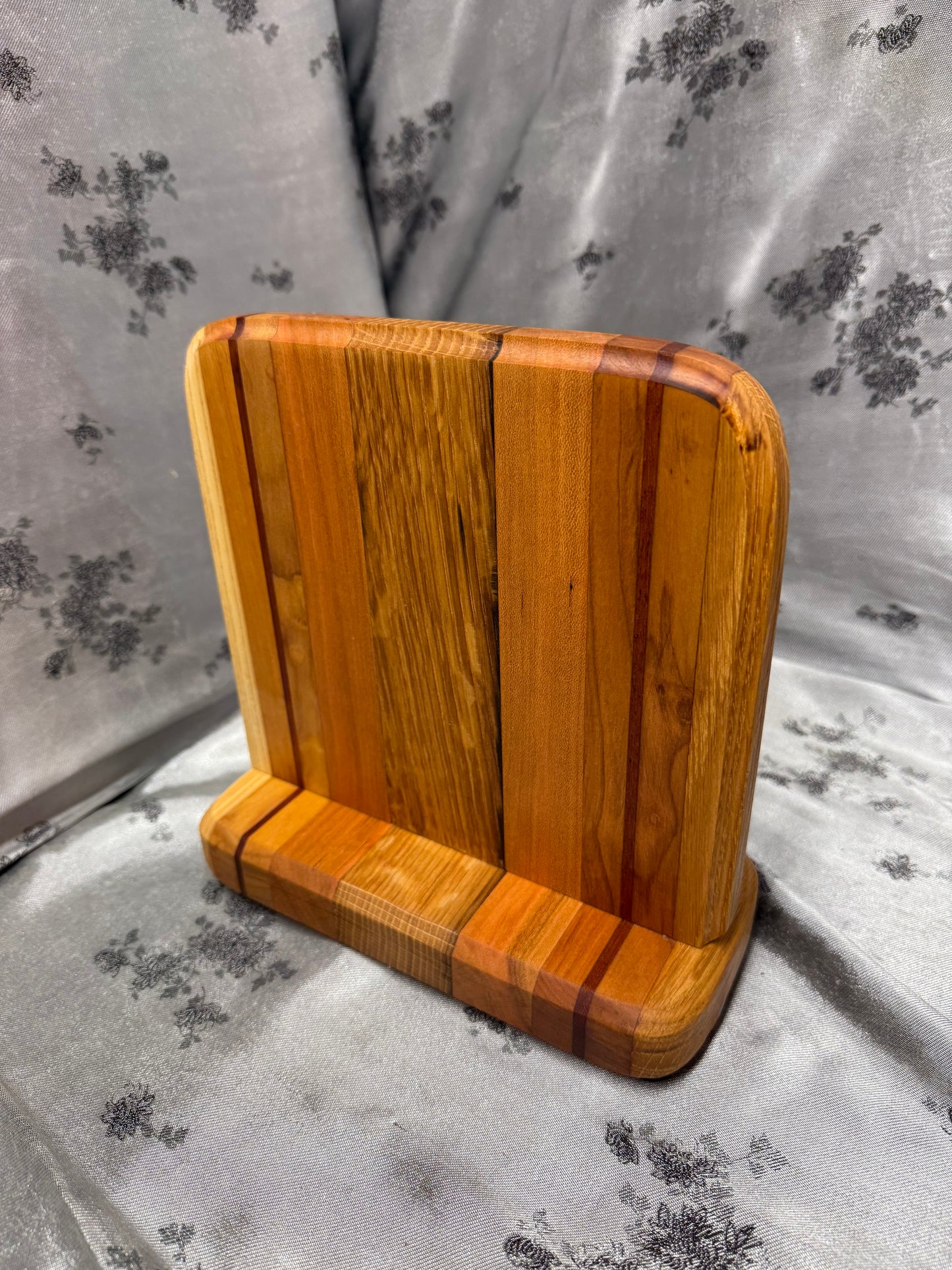 Knife Block #22 - Red Oak, American Cherry and African Mahogany