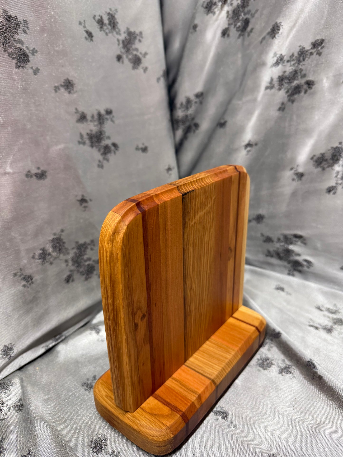 Knife Block #22 - Red Oak, American Cherry and African Mahogany